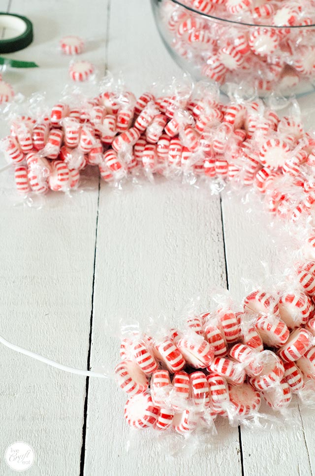 step by step tutorial :: how to make a candy wreath