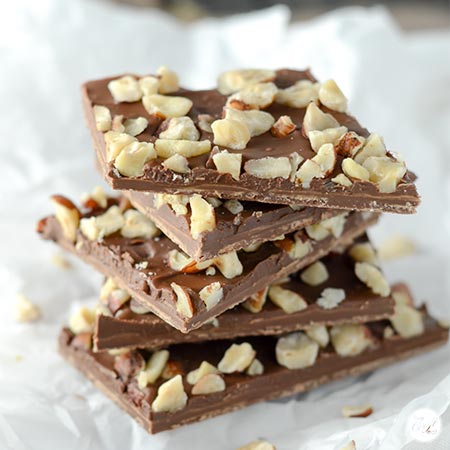 hazelnut chocolate bark with nutella