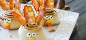 turkeys made from cinnamon rolls and bacon!