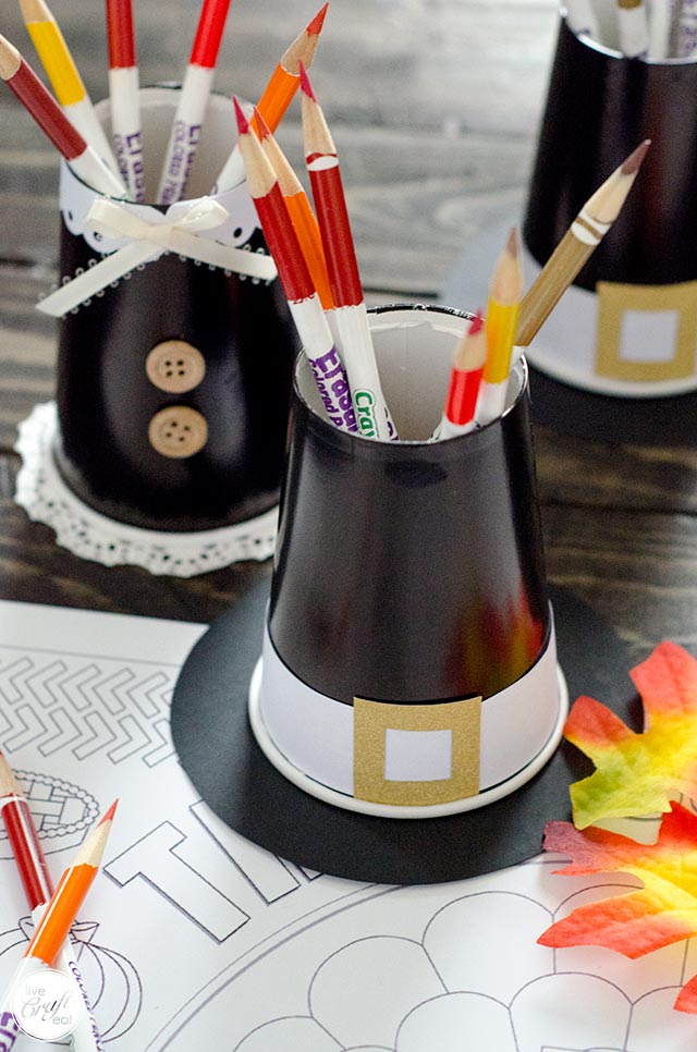 Pilgrim Hat & Dress Crayon Cup Holder For Thanksgiving