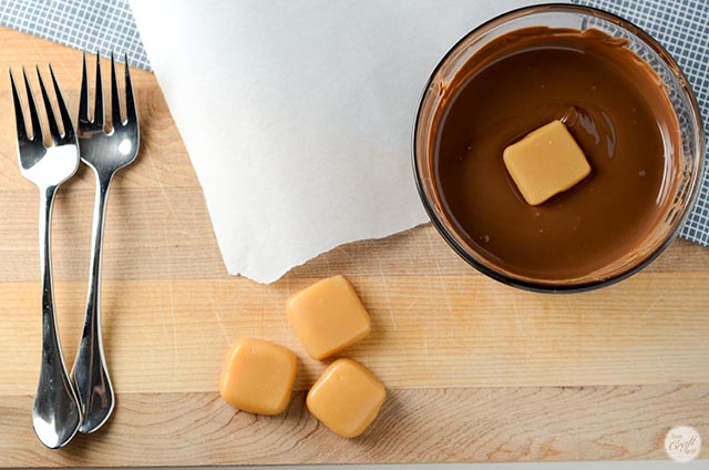 how to make chocolate covered caramels