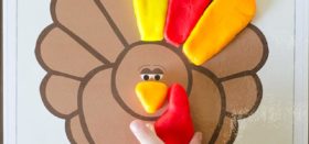 thanksgiving turkey playdough mat :: free printable activity for kids