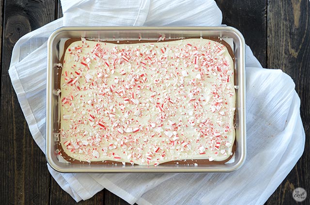 easy chocolate peppermint bark