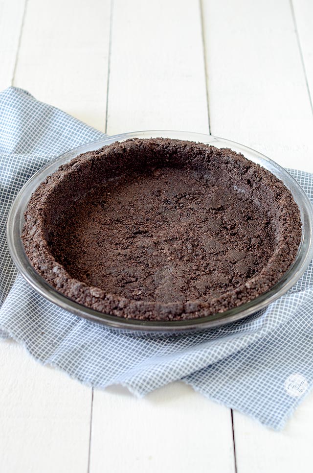 press out cookie crust into pie plate