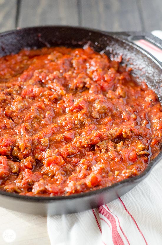 homemade tomato sauce with italian sausage